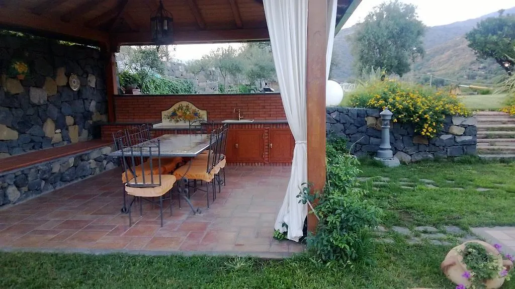 Taormina Villa Ibiscus Alcantara Gaggi