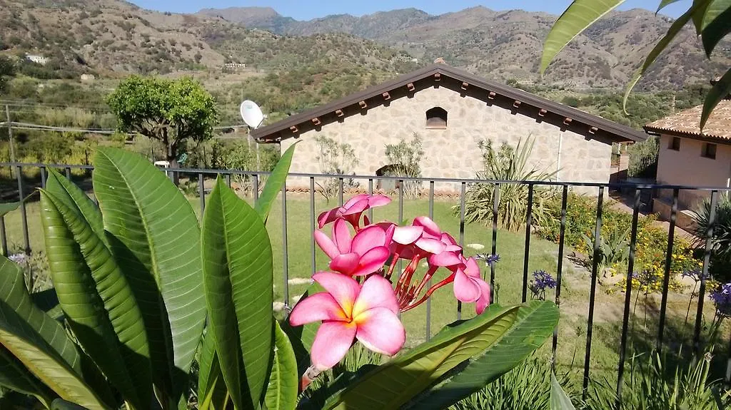 Taormina Villa Ibiscus Alcantara Gaggi 0*,